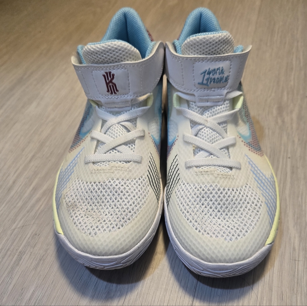 Nike Kyrie Flytrap 3Y WHITE BLUE CHILL
